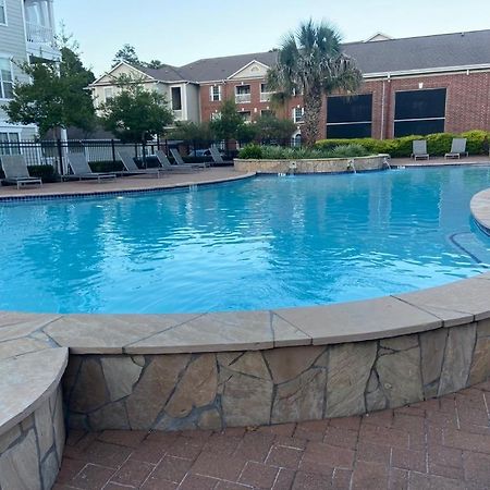 Spacious Apartments In The Woodlands, Tx Buitenkant foto